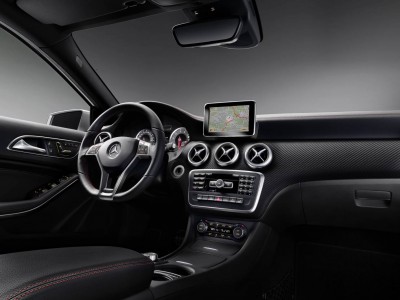 mercedes-benz-aclass-interior.jpg