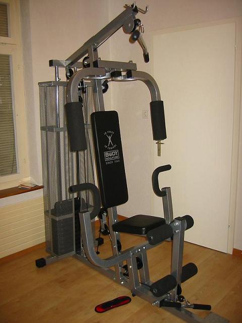 fitnessturm.JPG