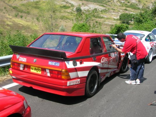 alfa 75 imsa3.jpg